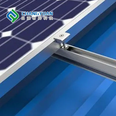 Tetto fotovoltaico isolato del pannello a sandwich del pannello del tetto di Pv impermeabile