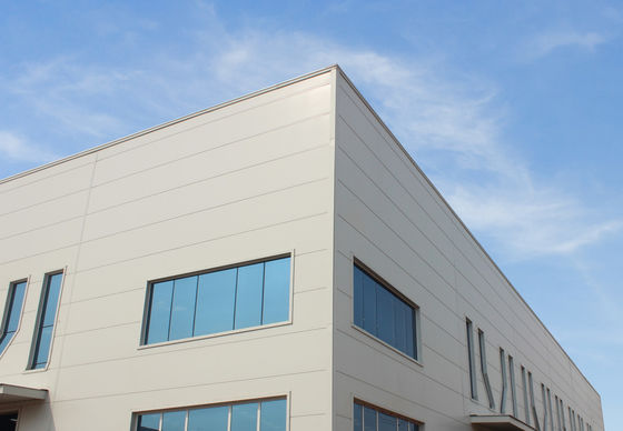 Pannello sandwich in PU ad alta resistenza con tenuta all'aria/acqua e isolamento termico per coperture ed edilizia