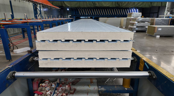 Pannelli per tetti in PU resistenti alle intemperie
