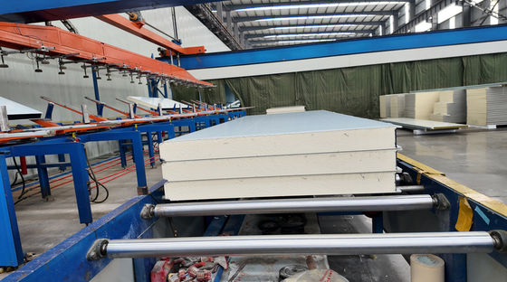 Pannello di PU ignifuge B1 personalizzabile per isolamento dei depositi a freddo