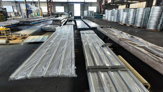 pannelli di parete in metallo pressato resistenti al fuoco ad alta resistenza per applicazioni versatili