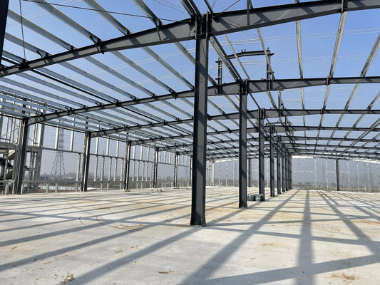C & Z purlins e traverse e ridgepole e profila di acciaio galvanizzato con lunghezza personalizzabile e finitura resistente alla corrosione per applicazioni strutturali