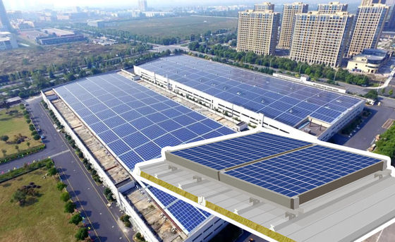Pannello fotovoltaico a copertura impermeabile e ignifuge prestazioni personalizzabili
