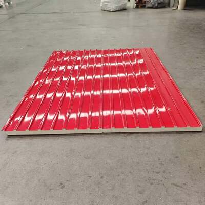 Pannelli di copertura ignifughi sandwich decorativi in ​​PU Pannelli di rivestimento del tetto in metallo per esterni Pannelli sandwich a grande parete